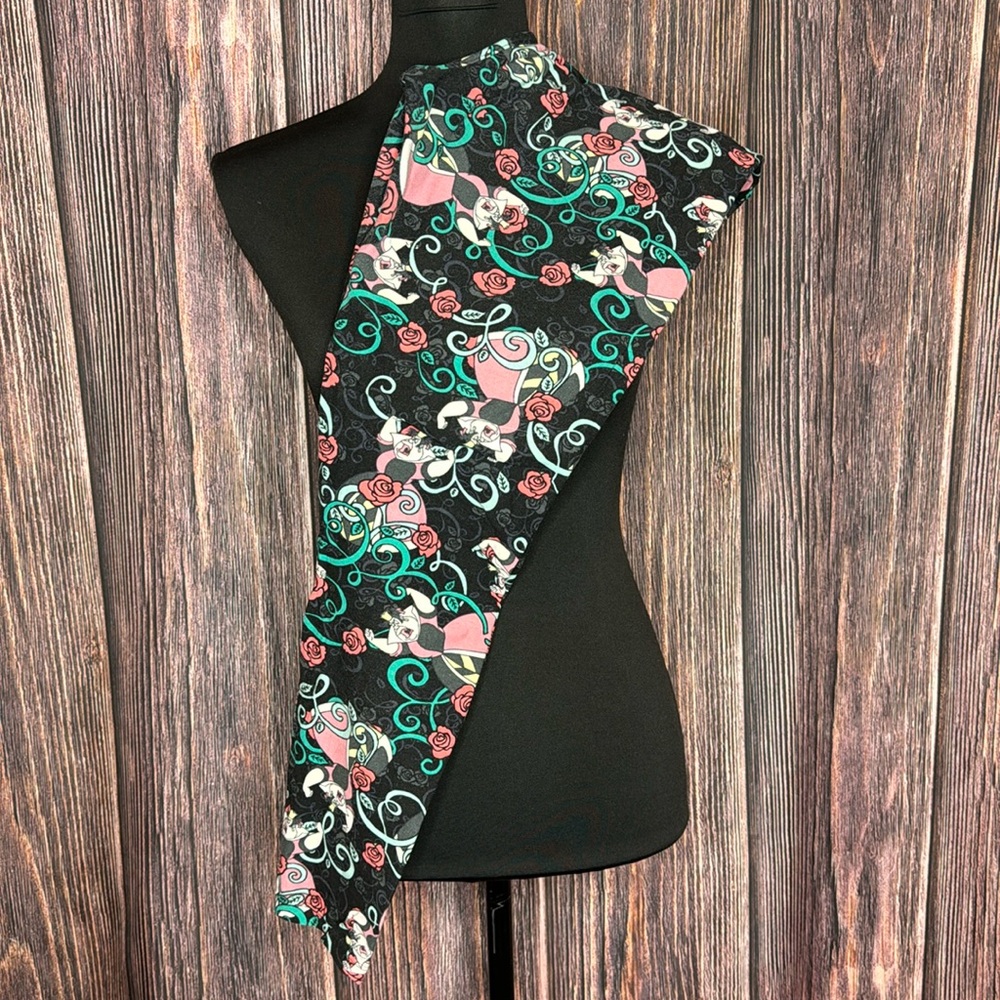 LuLaRoe OS Disney Queen of Hearts / Alice In Wonderland Leggings